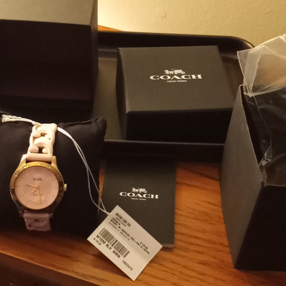 Pink Coach Watch - Picture 7 of 10